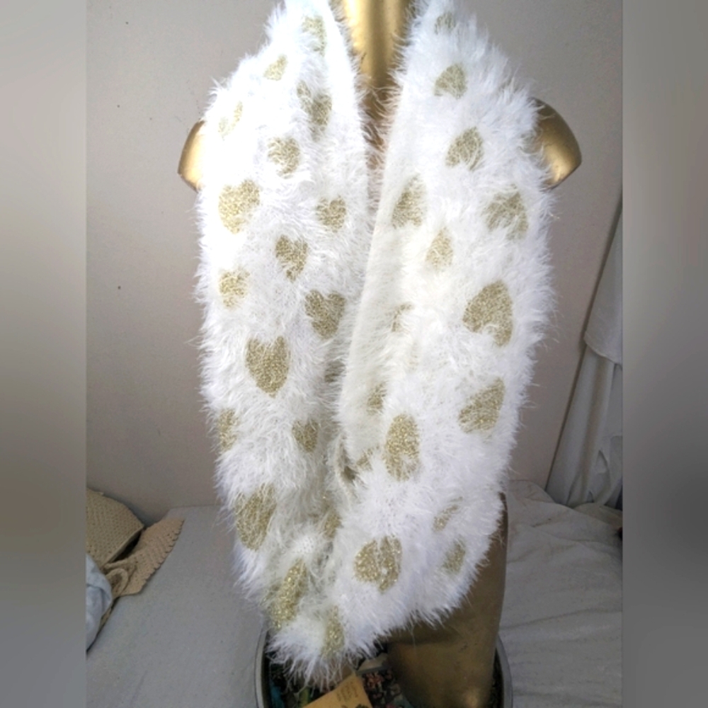 Betsey Johnson Golden Hearts Faux White Fur Infinity Scarf Valentine's Day